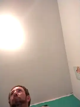 Treemandude live sex cam