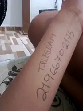 Camilanifeta's cam snapshot