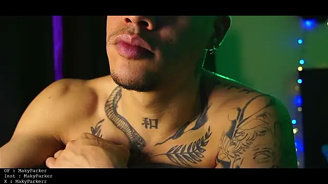 AlphaMasterXxx's cam snapshot