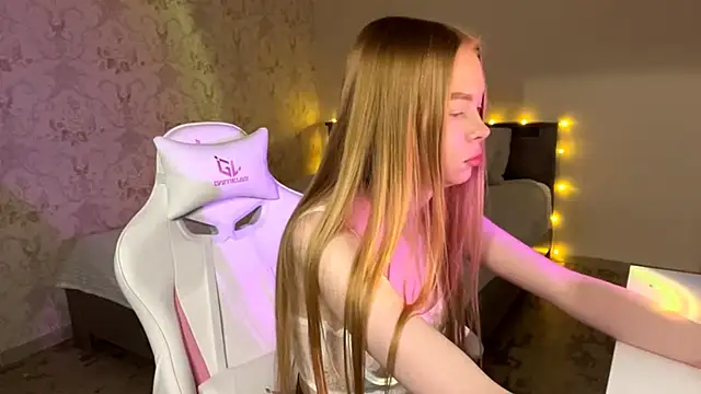 LumiSun's cam snapshot