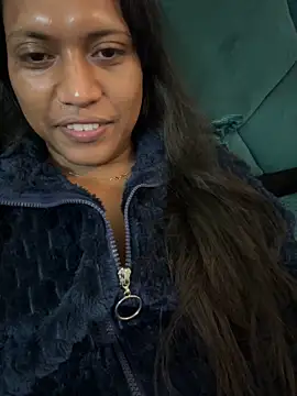 DarlingJenny22 live sex cam