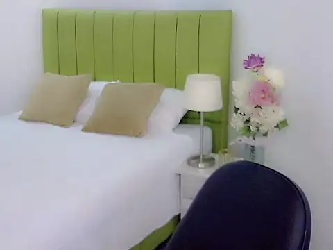 charlotte1_sweet live sex cam