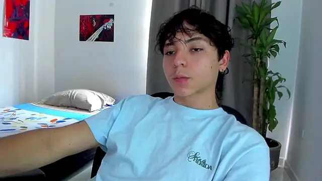 Joe23__'s cam snapshot