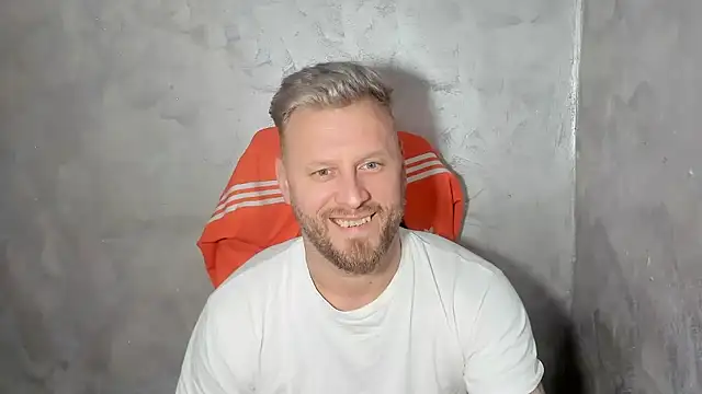 ALEX_BEAUTY2025's cam snapshot