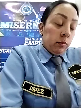 CRISTAL__11's cam snapshot