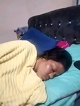 CaramelBoootie's cam snapshot