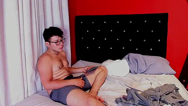 JustiinJazmin live sex cam