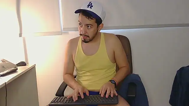 JoshuanDrocher's cam snapshot