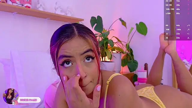 emily_bank live sex cam