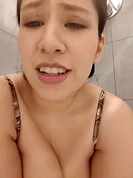 kittenpurrr live sex cam