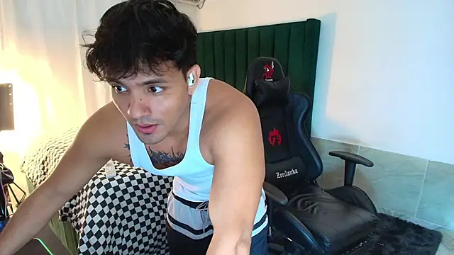 man_dur07's cam snapshot