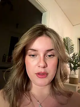 MaribelRiver live sex cam