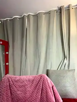 Little_Ivy's cam snapshot