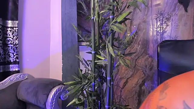 Alahia_Dangelo's cam snapshot