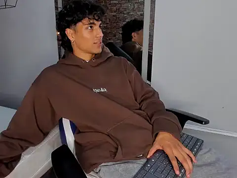 MattFiore's cam snapshot