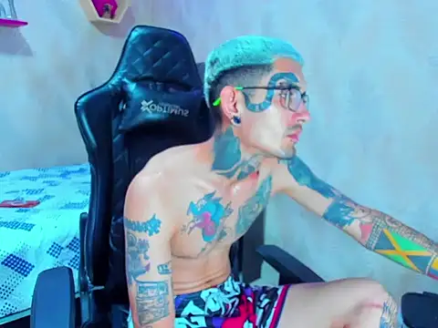 Boy_tatto77's cam snapshot