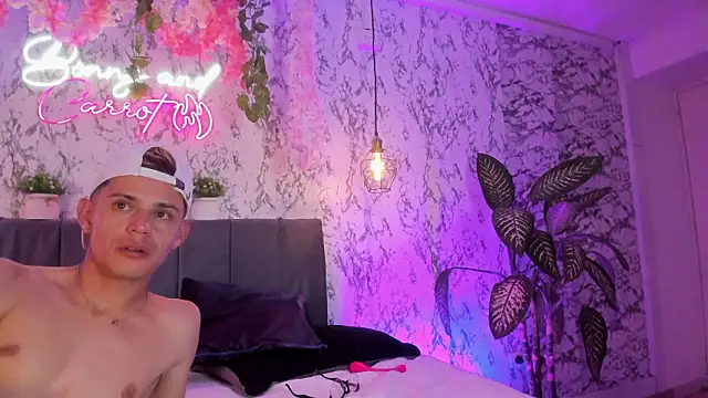 Bonny_and_carrot live sex cam