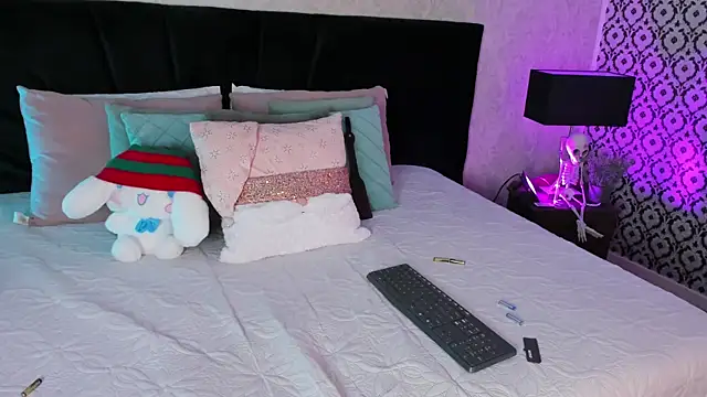 mariianna_lopez_'s cam snapshot