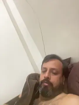 Aaditya-Fucker live sex cam