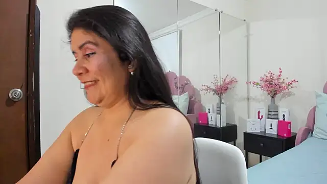 kiraGeiner's cam snapshot