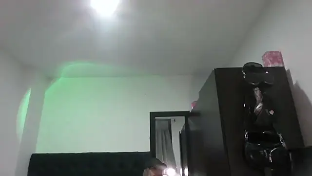 AliceTeenager___'s cam snapshot