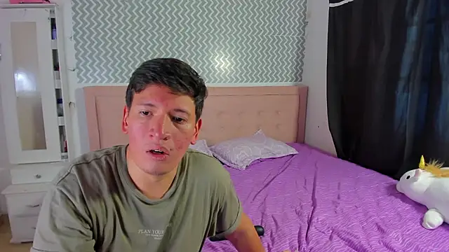 ZoeandEthan live sex cam