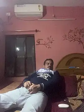 Saxymood1111's cam snapshot