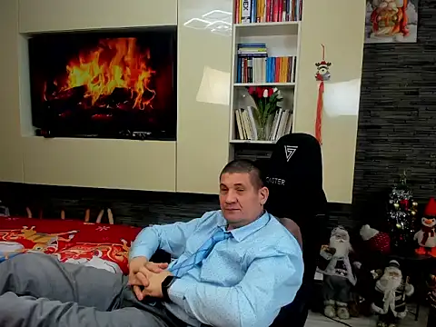 SpartacusDaddy48's cam snapshot