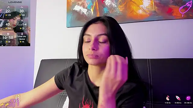 lilith_petit_'s cam snapshot