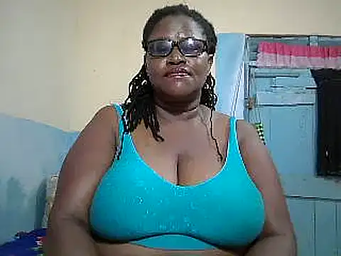 sexy_bigboobss's cam snapshot