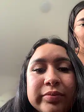 Pretty_Isadora's cam snapshot