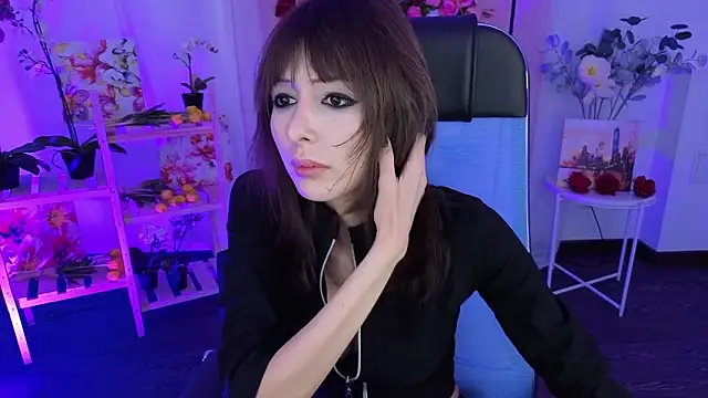 CrystallBloom's cam snapshot