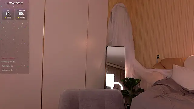 Angell_Wild's cam snapshot