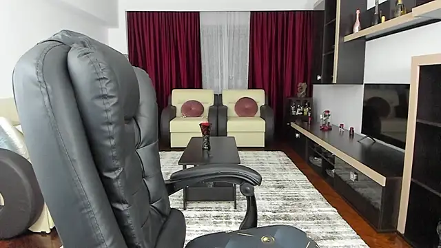 Ella_sweety00's cam snapshot