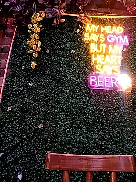 aurora_sky11's cam snapshot