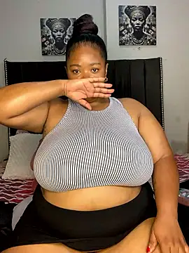 LunaCovenn's cam snapshot