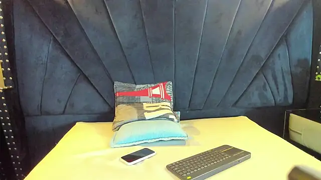 Xanderr_owen2 live sex cam