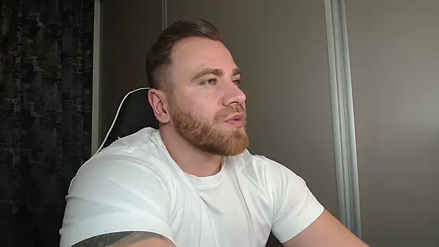 Thori92 live sex cam