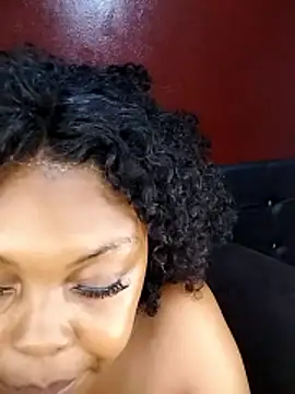 Sexyroseytitz_00's cam snapshot