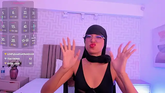 naishaa_'s cam snapshot