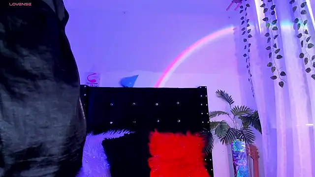 Cooperrosscute233 live sex cam