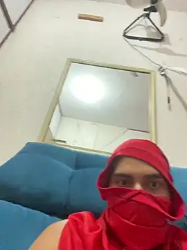 Pretinh088 live sex cam