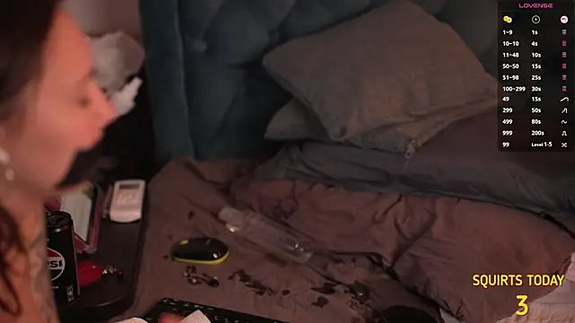 Shiny_Daniela live sex cam