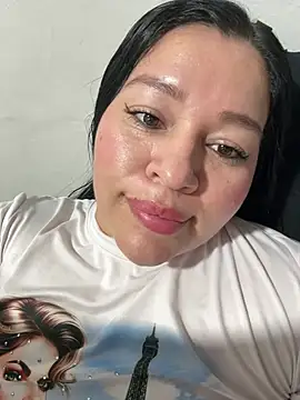 Lovelipsbig's cam snapshot