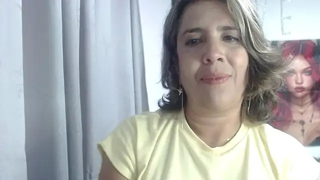 Victoria_meester's cam snapshot