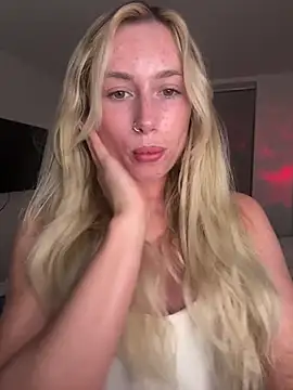 SexySaraxxoo's cam snapshot