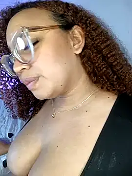 milee_baby's cam snapshot