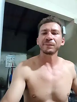 RobertoLuiz84 live sex cam