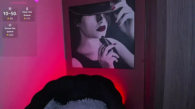 QueenOfHaze's cam snapshot