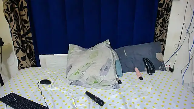 Naughtynatasha24's cam snapshot